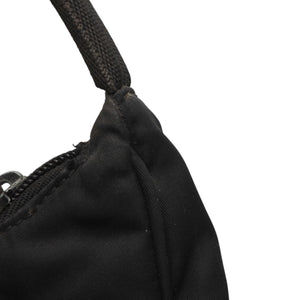 PRADA プラダ ホーボー ワンショルダーバッグ MV515 トライアングルロゴ 三角ロゴプレート ナイロンブラック 美品 中古 4a000860