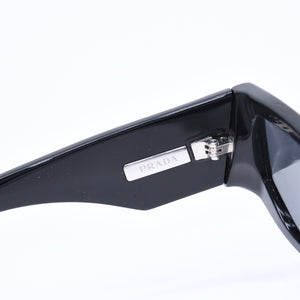 極美品 PRADA プラダ サングラス アイウェア トライアングルロゴ ブラック シルバー SPR09Z-F サイズ55◻︎17 中古 4a010037
