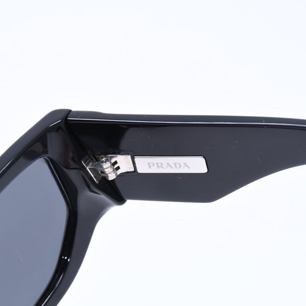 極美品 PRADA プラダ サングラス アイウェア トライアングルロゴ ブラック シルバー SPR09Z-F サイズ55◻︎17 中古 4a010037