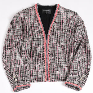 極美品 CHANEL シャネル ファンシーツイード ノーカラージャケット P70540 ココマーク ウェビングトリム ホワイト ブラック ピンク メンズ 中古 4b012741