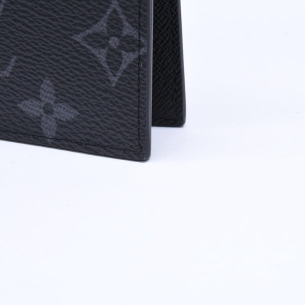 新品未使用品 LOUIS VUITTON ルイヴィトン モノグラムエクリプス クーヴェルテュール パスポールMM M64501 パスポートケース ブラック 中古 4a006609