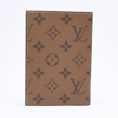 新品未使用品 LOUIS VUITTON ルイヴィトン モノグラムリバース クーヴェルテュールパスポール M26571 ブラウン 中古 4a006623