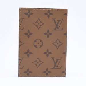 新品未使用品 LOUIS VUITTON ルイヴィトン モノグラムリバース クーヴェルテュールパスポール M26571 ブラウン 中古 4a006623