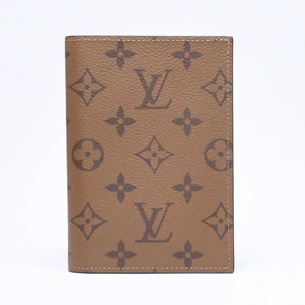 新品未使用品 LOUIS VUITTON ルイヴィトン モノグラムリバース クーヴェルテュールパスポール M26571 ブラウン 中古 4a006623