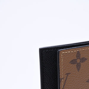 新品未使用品 LOUIS VUITTON ルイヴィトン モノグラムリバース クーヴェルテュールパスポール M26571 ブラウン 中古 4a006623