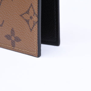 新品未使用品 LOUIS VUITTON ルイヴィトン モノグラムリバース クーヴェルテュールパスポール M26571 ブラウン 中古 4a006623