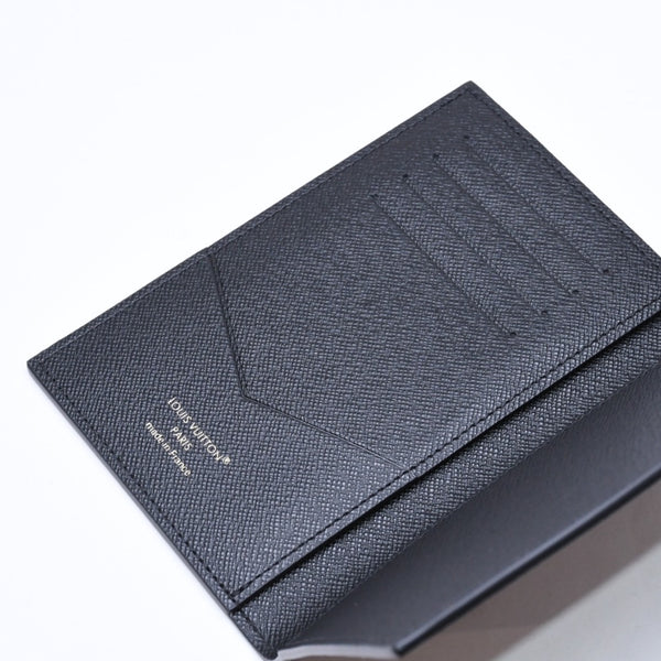 新品未使用品 LOUIS VUITTON ルイヴィトン モノグラムリバース クーヴェルテュールパスポール M26571 ブラウン 中古 4a006623