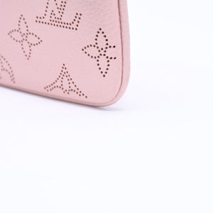 極美品 LOUIS VUITTON ルイヴィトン ポシェット クレ コインケース 小銭入れ M69508 モノグラム マヒナ サーモンピンク 中古 4a006603