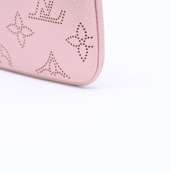 極美品 LOUIS VUITTON ルイヴィトン ポシェット クレ コインケース 小銭入れ M69508 モノグラム マヒナ サーモンピンク 中古 4a006603
