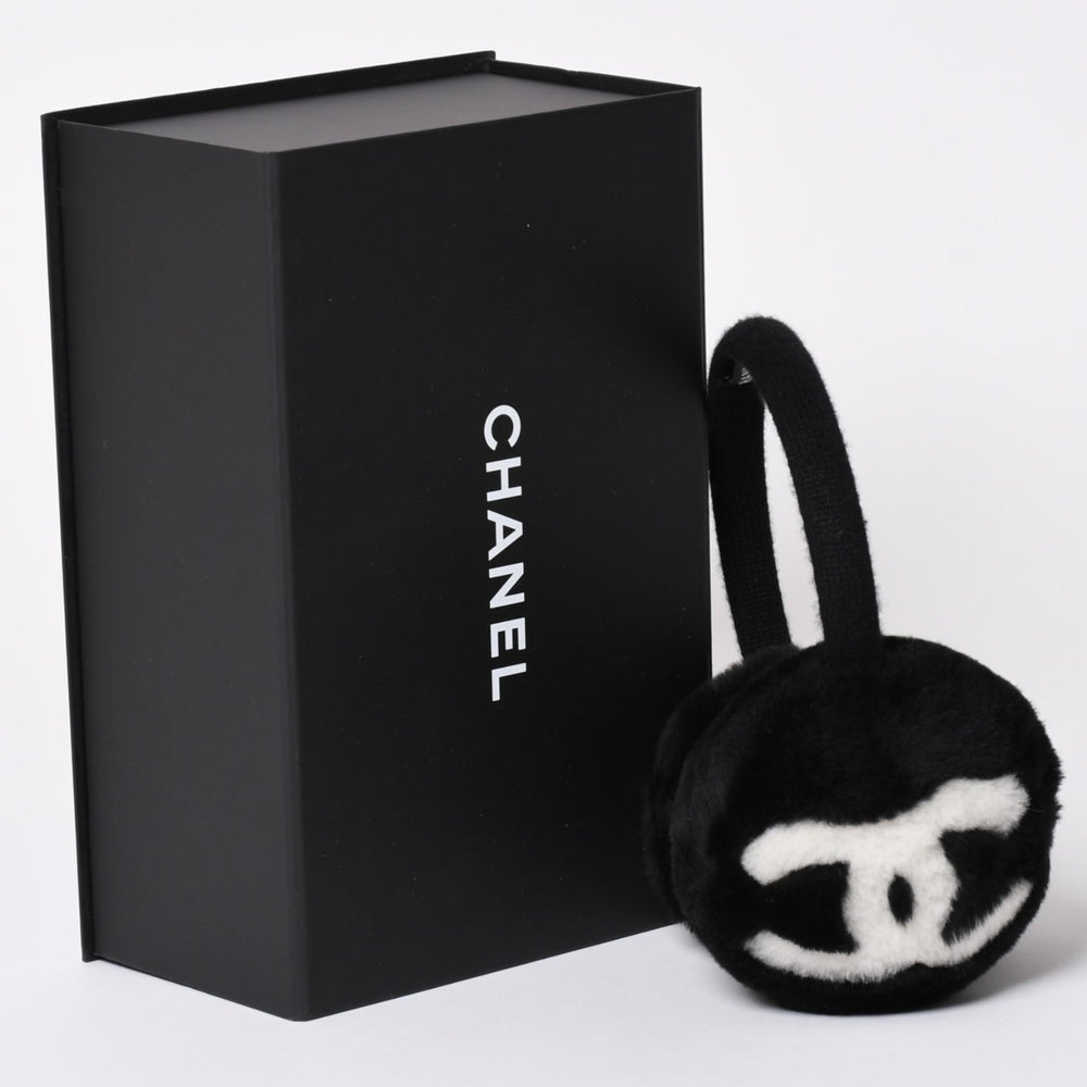 極美品 CHANEL シャネル COCO NEIGE ココ ネージュ イヤーマフ ココマーク シアリング ブラック ホワイト 中古 4b013341