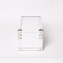 画像をギャラリービューアに読み込む, 極美品 LOUIS VUITTON ルイヴィトン コフレアクセソワール タイガラマ モノグラムキャンバス マイクロファイバー 時計収納ボックス ホワイト シルバー金具 中古 4b013607