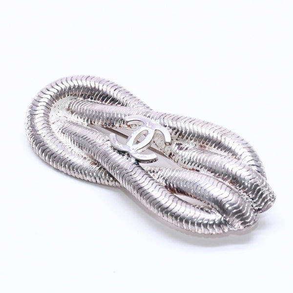 CHANEL シャネル ココマーク ブローチ ロープモチーフ 重量約37.73g 97P刻印 GP メタル シルバー 美品 中古 4c069698