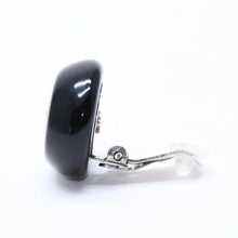 画像をギャラリービューアに読み込む, 極美品 CHANEL シャネル ココマーク イヤリング 重量約10.27g 96P刻印 樹脂系 メタル ホワイト ブラック バイカラー 両耳用 中古 4c070649