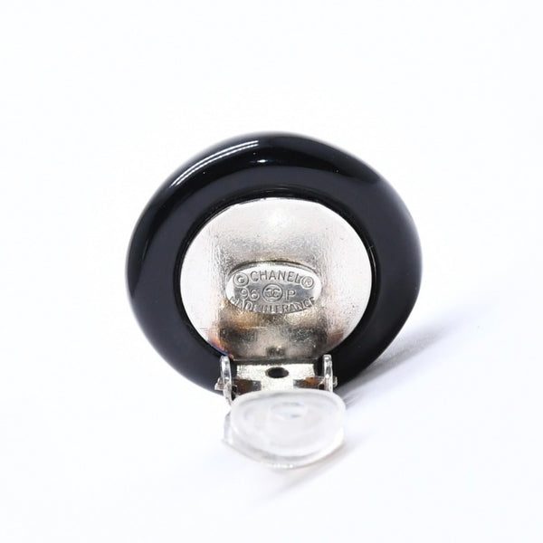 Very good condition CHANEL Coco mark earrings Weight approx. 10.27g 96P stamp Resin metal White Black Bicolor Binaural Used 4c070649