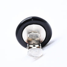 画像をギャラリービューアに読み込む, 極美品 CHANEL シャネル ココマーク イヤリング 重量約10.27g 96P刻印 樹脂系 メタル ホワイト ブラック バイカラー 両耳用 中古 4c070649