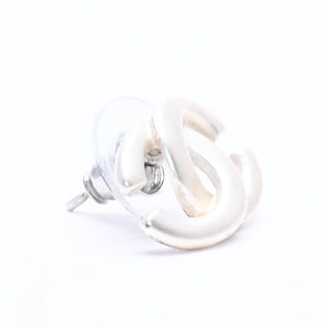 Very Good Condition CHANEL Earrings Coco Mark Silver White 01 A Stamp Made in France One Ear Weight Approx. 1.46g Used 4c061142