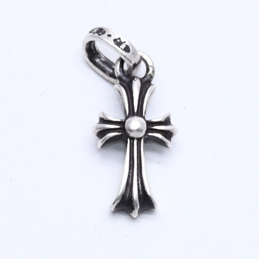 極美品 クロムハーツ CHクロス ベビーファット チャーム ペンダントトップ 重量1.97g シルバー925 アクセサリー 2004 .925刻印 中古 4a004412