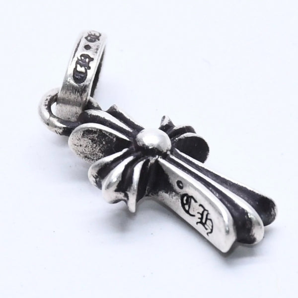 極美品 クロムハーツ CHクロス ベビーファット チャーム ペンダントトップ 重量1.97g シルバー925 アクセサリー 2004 .925刻印 中古 4a004412