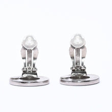 Load image into Gallery viewer, CHANEL シャネル VINTAGE ヴィンテージ ココマーク イヤリング 重量約14.24g 97A刻印 メタル シルバー 両耳用 美品 中古 4c070657