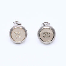 Load image into Gallery viewer, CHANEL シャネル VINTAGE ヴィンテージ ココマーク イヤリング 重量約5.45g 99A刻印 GP メタル シルバー ゴールド 両耳用 美品 中古 62587