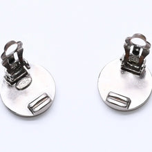 Load image into Gallery viewer, CHANEL シャネル VINTAGE ヴィンテージ ココマーク イヤリング 重量約5.45g 99A刻印 GP メタル シルバー ゴールド 両耳用 美品 中古 62587