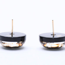 Load image into Gallery viewer, 極美品 CHANEL シャネル ココマーク ピアス 重量約5.11g D22A刻印 樹脂系 メタル GP ゴールド ブラック 両耳用 中古 4c073157