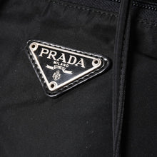 画像をギャラリービューアに読み込む, PRADA プラダ バックパック リュック トライアングルロゴ イタリア製 ナイロン レザー ブラック シルバー金具 美品 中古 4b011883