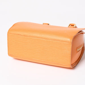 極美品 LOUIS VUITTON ルイヴィトン ポンヌフ ハンドバッグ M5205H エピレザー マンダリン ゴールド金具 中古 4a004960