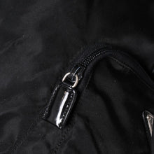 画像をギャラリービューアに読み込む, PRADA プラダ バックパック リュック トライアングルロゴ イタリア製 ナイロン レザー ブラック シルバー金具 美品 中古 4b011883