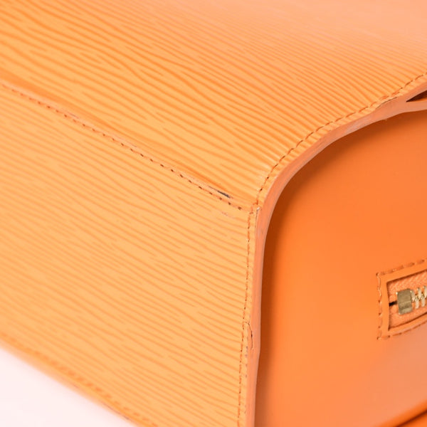 極美品 LOUIS VUITTON ルイヴィトン ポンヌフ ハンドバッグ M5205H エピレザー マンダリン ゴールド金具 中古 4a004960