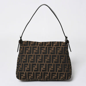 極美品 FENDI フェンディ ズッカ柄 マンマバケット ショルダーバッグ キャンバス レザー ブラウン FFバックル シルバー金具 中古 4a008322