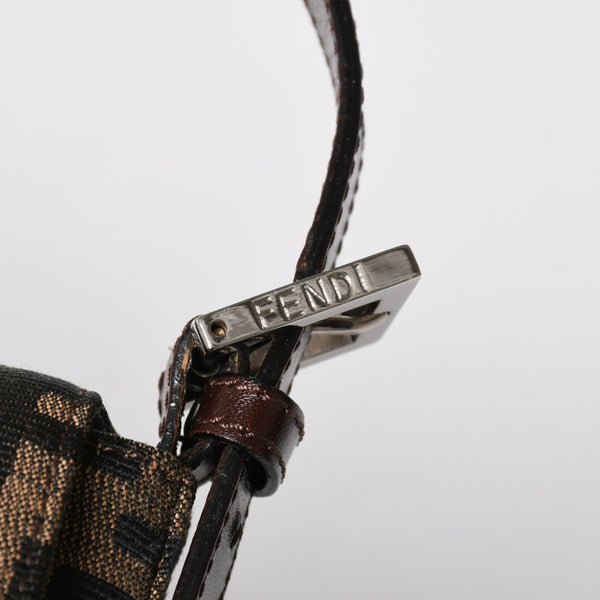 極美品 FENDI フェンディ ズッカ柄 マンマバケット ショルダーバッグ キャンバス レザー ブラウン FFバックル シルバー金具 中古 4a008322