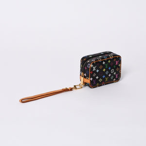 極美品 LOUIS VUITTON ルイヴィトン ポーチ トゥルース ワピティ ポーチ M58034 モノグラム マルチカラー ブラック 村上隆 中古 4a000351