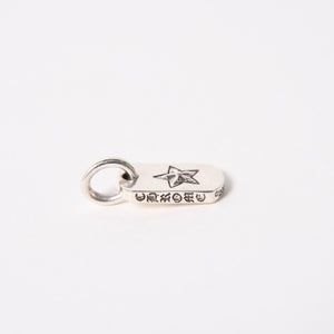 極美品 CHROME HEARTS クロムハーツ DT TNY STAR タイニースター ドッグタグ ペンダントトップ 重量約3.43g シルバー925 中古 4a005377