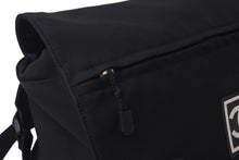 Load image into Gallery viewer, 極美品 CHANEL シャネル スポーツライン ショルダーバッグ 8番台 ココマーク パッチ ナイロン ブラック シルバー金具 中古 4b001022