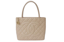 Load image into Gallery viewer, CHANEL シャネル 復刻トート 8番台 ハンドバッグ A01804 ココマーク キャビアスキン ベージュ ゴールド金具 美品 中古 4c070922