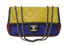 Load image into Gallery viewer, CHANEL シャネル マトラッセ チェーンショルダーバッグ ココマーク モンドリアンカラー ラムスキン 17番台 ゴールド金具 美品 中古 4b000014
