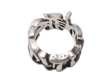 画像をギャラリービューアに読み込む, CHROME HEARTS クロムハーツ LARGE SCRIPT BAND ラージ スクリプトバンドリング 指輪 重量約18.6g サイズ23.5号 美品 中古 4b000056