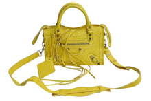 画像をギャラリービューアに読み込む, BALENCIAGA バレンシアガ クラシックミニシティ ショルダーバッグ 300295 イエロー レザー シルバー金具 美品 中古 4b000072