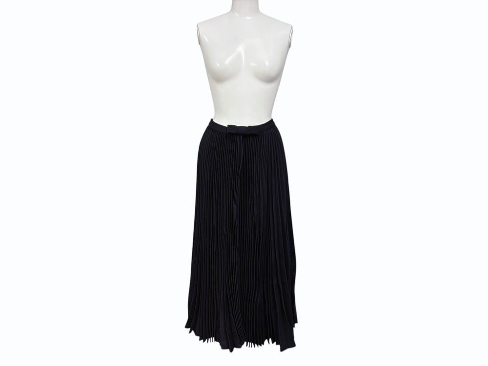 Very Good Condition Christian Dior Pleated Long Skirt 8E21331A1166 Black Rayon Silk Size 36 Used 4b008817