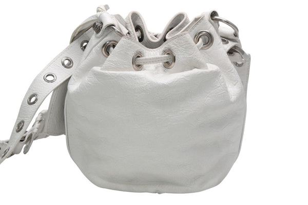 BALENCIAGA バレンシアガ ルカゴール XSバケット ショルダーバッグ 702431 ホワイト ラムスキン シルバー金具 美品 中古 4b013030