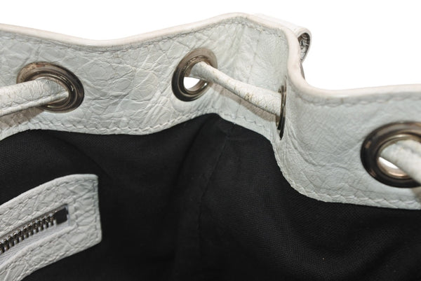 BALENCIAGA バレンシアガ ルカゴール XSバケット ショルダーバッグ 702431 ホワイト ラムスキン シルバー金具 美品 中古 4b013030