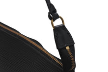 Load image into Gallery viewer, 極美品 LOUIS VUITTON ルイヴィトン ポシェット アクセソワール アクセサリーポーチ エピ M52942 ブラック ゴールド金具 中古 4b013039