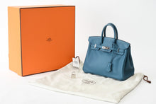 Load image into Gallery viewer, 極美品 HERMES エルメス バーキン25 ハンドバッグ 2016 スイフト XAS刻印 ニューブルージーン シルバー金具 中古 4b013427