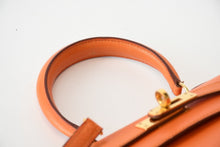 Load image into Gallery viewer, HERMES エルメス ⚪︎Y刻印 ミニケリー 外縫 2WAY ショルダーバッグ ガリバー オレンジ 美品 中古 4b013425
