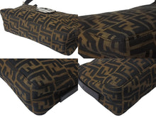 Load image into Gallery viewer, FENDI フェンディ ズッカ柄 マンマバケット ワンショルダーバッグ ブラウン キャンバス レザー シルバー金具 ロゴ 鞄 良品 中古 4b000147