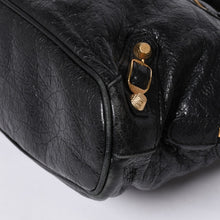 Load image into Gallery viewer, BALENCIAGA バレンシアガ クラシック ボーリングバッグ 2WAY ショルダーバッグ 390154 ネイビー ゴールド金具 美品 中古 4a000041