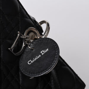 Very Good Condition Christian Dior Lady Dior Large Cannage 2WAY Handbag Black Leather Silver Hardware Used 4a000167
