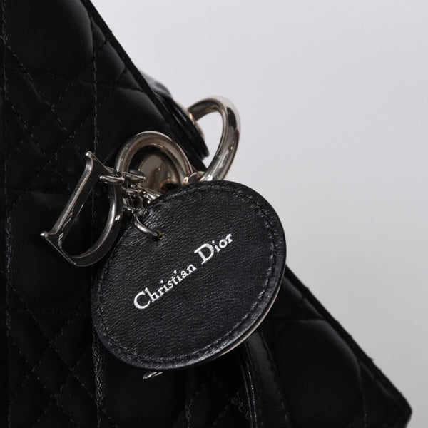 Very Good Condition Christian Dior Lady Dior Large Cannage 2WAY Handbag Black Leather Silver Hardware Used 4a000167