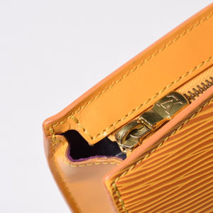 Very good condition LOUIS VUITTON Saint-Jacques PM handbag M52279 Epi leather yellow gold hardware used 4a000154